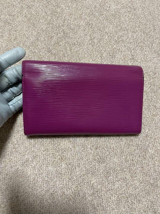 ルイヴィトン　エピ　長財布　レディース　赤紫　パープル　ピンク