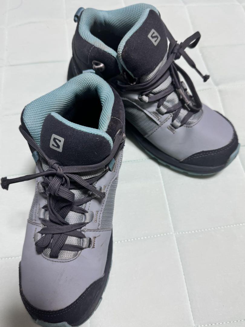 Salomon クライミングシューズ ハイキング　トレッキング　21.5cm子供アウトドアシューズ
