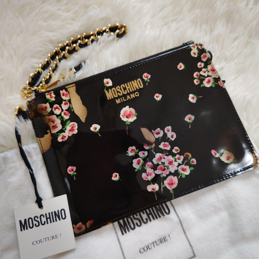 未使用級　MOSCHINO　クラッチバッグ　チェーン　パテントレザー