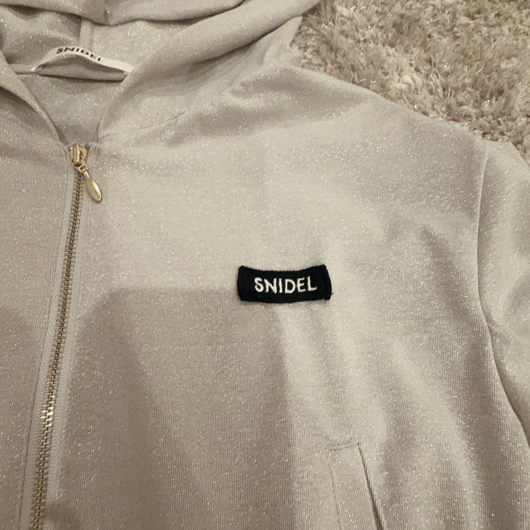 SNIDEL UVカットパーカー シルバー - メルカリ