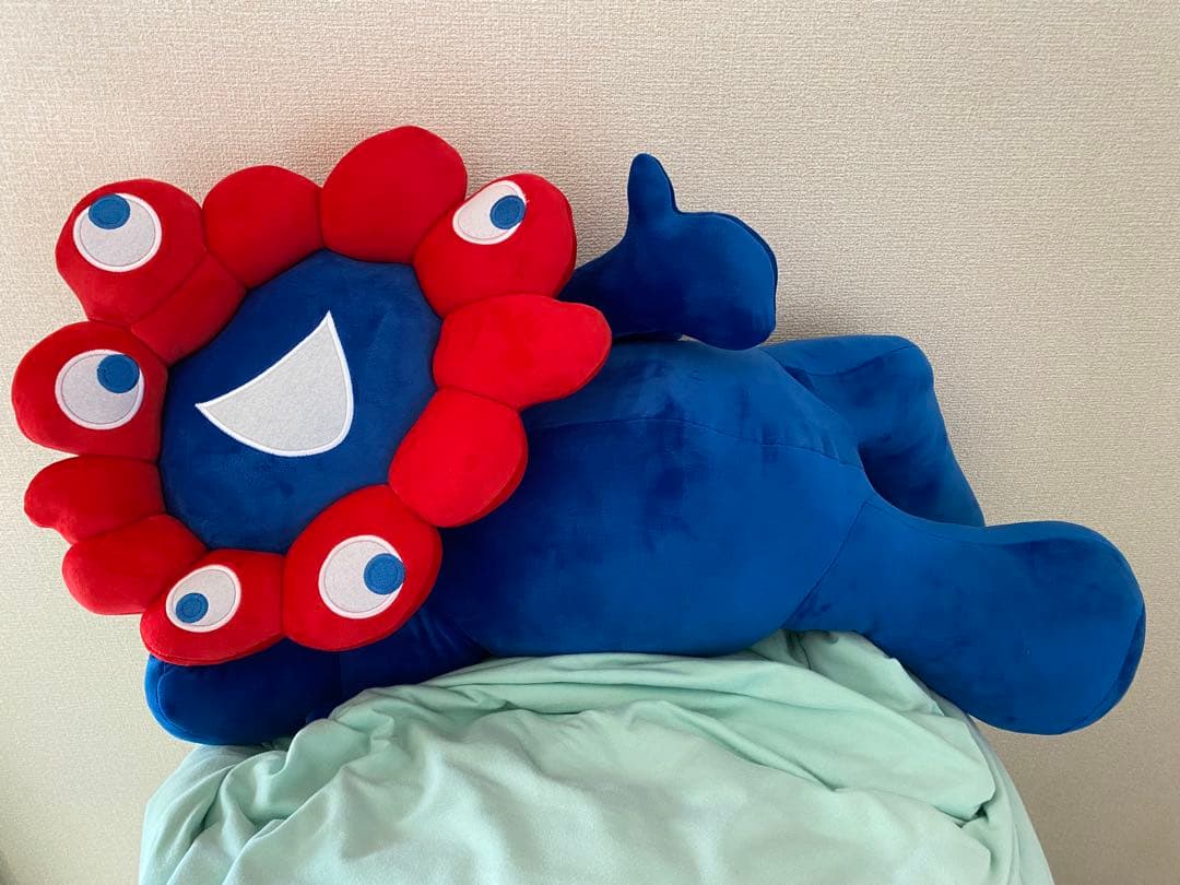 ミャクミャクぬいぐるみ　くじ　1等