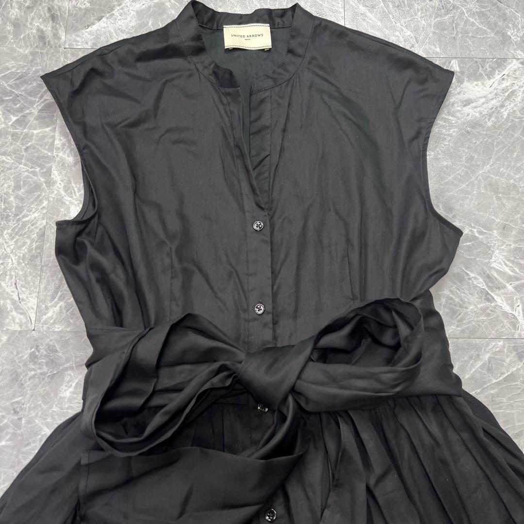 極美品♡ユナイテッドアローズ CVネックシャツワンピース ベルトリボン 黒 38 極美品♡ユナイテッドアローズ CVネックシャツワンピース ベルトリボン 黒 38