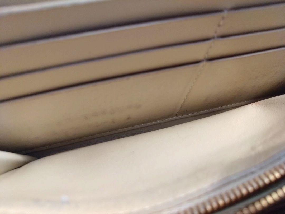 【BOTTEGA VENETA】ベージュレザー長財布 箱付き