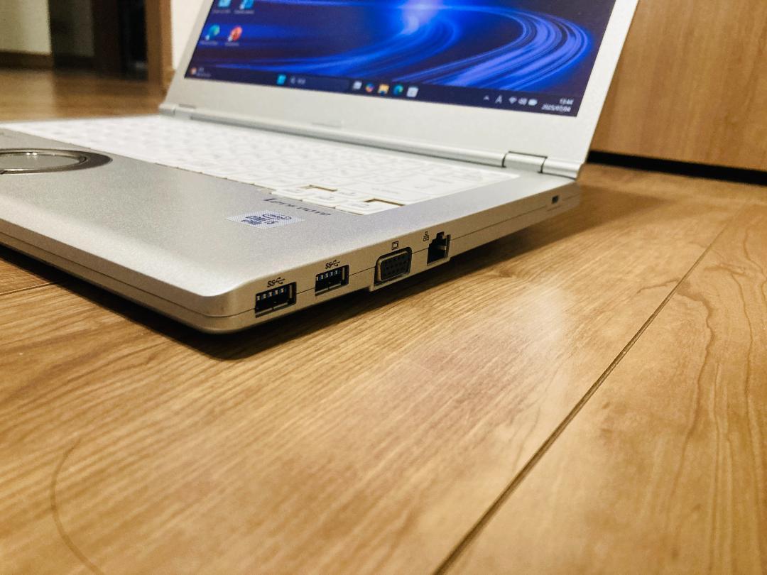 レッツノートLV9/256GB/8GB/OFFICE2021/バッテリ100%残