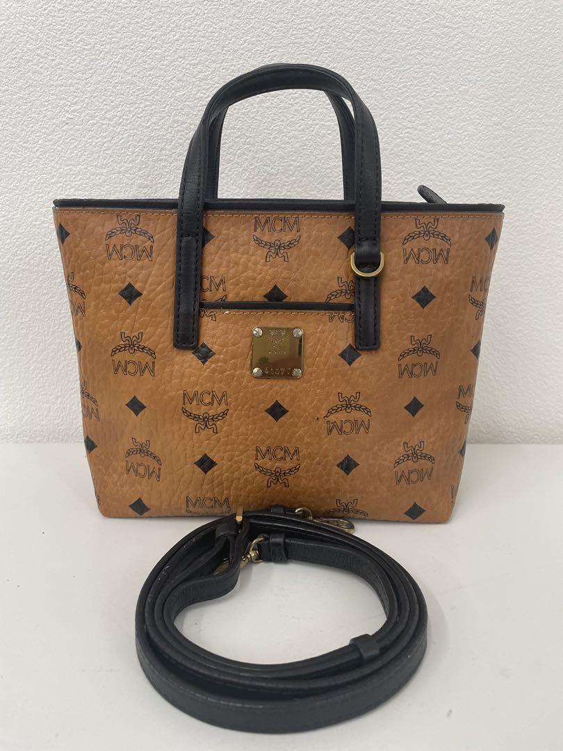 MCM ショルダーバッグバッグ
