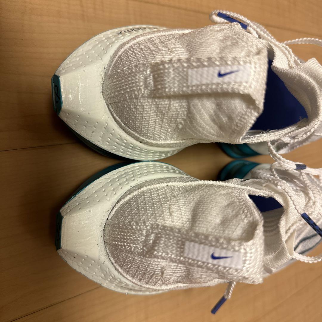 NIKEアルファーフライ2    23.5センチ
