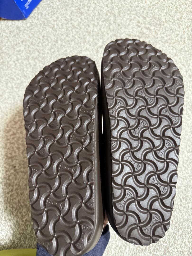 BIRKENSTOCK LONDON ブラウン サンダル 39 BIRKENSTOCK LONDON ブラウン サンダル 39