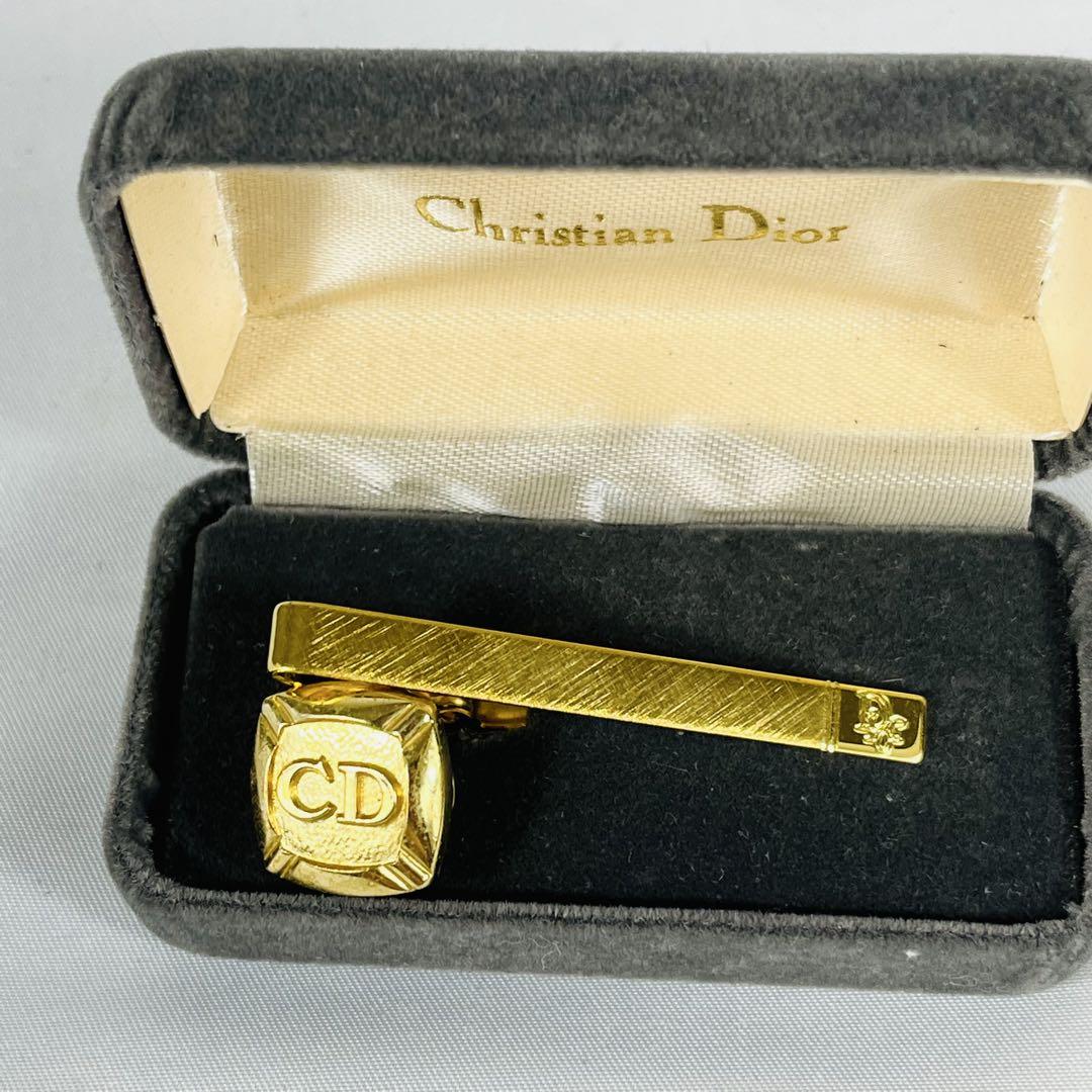 Christian Dior ネクタイピン CDロゴ付き - メルカリ