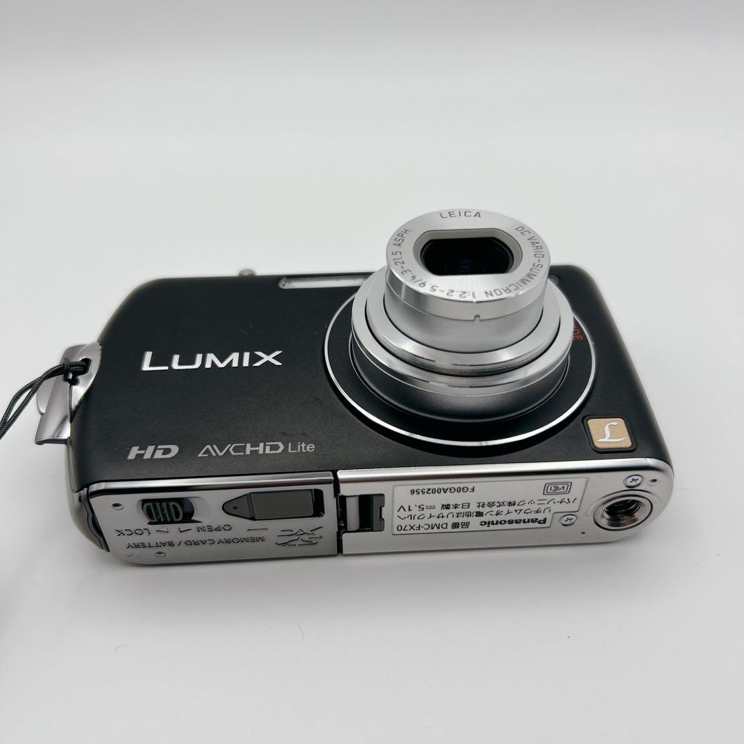 極美品 Panasonic DMC-FX70 デジカメ 付属品大量 希少 箱付き