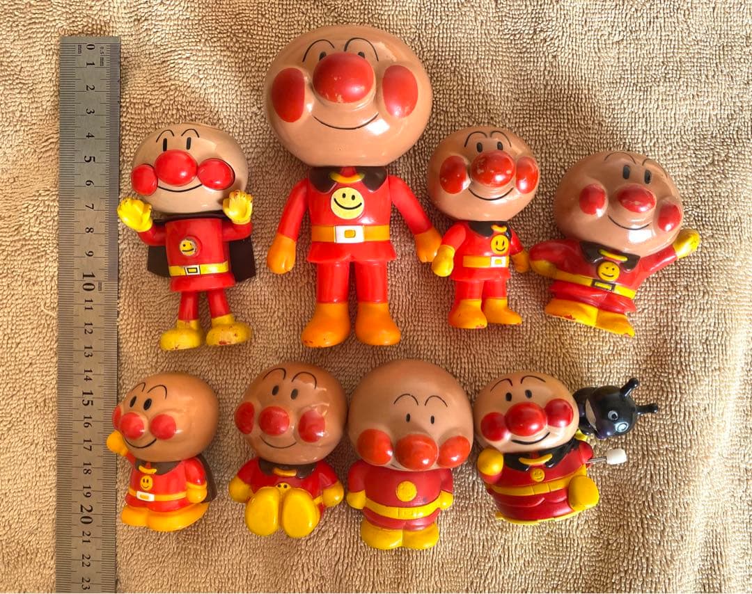 アンパンマンフィギュア　指人形　アンパンマンオモチャ　ミュージアムフィギュア