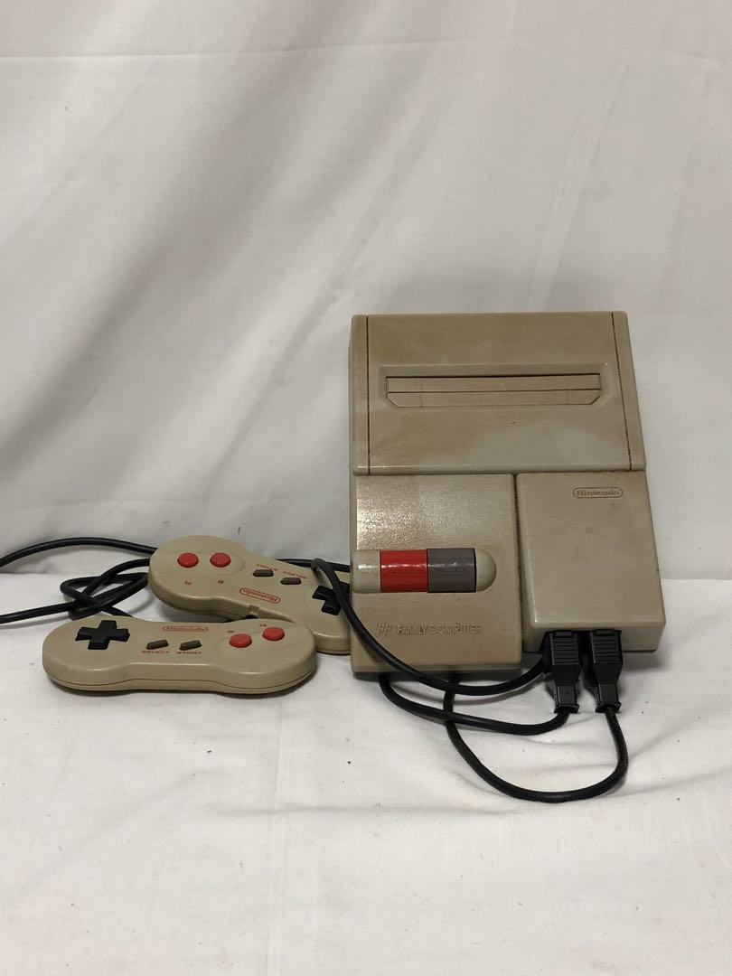 珀*様 8FF648 NintendoファミリーコンピュータHVC-101+ソフ Nintendo ファミリーコンピュータ HVC-101 - メルカリ