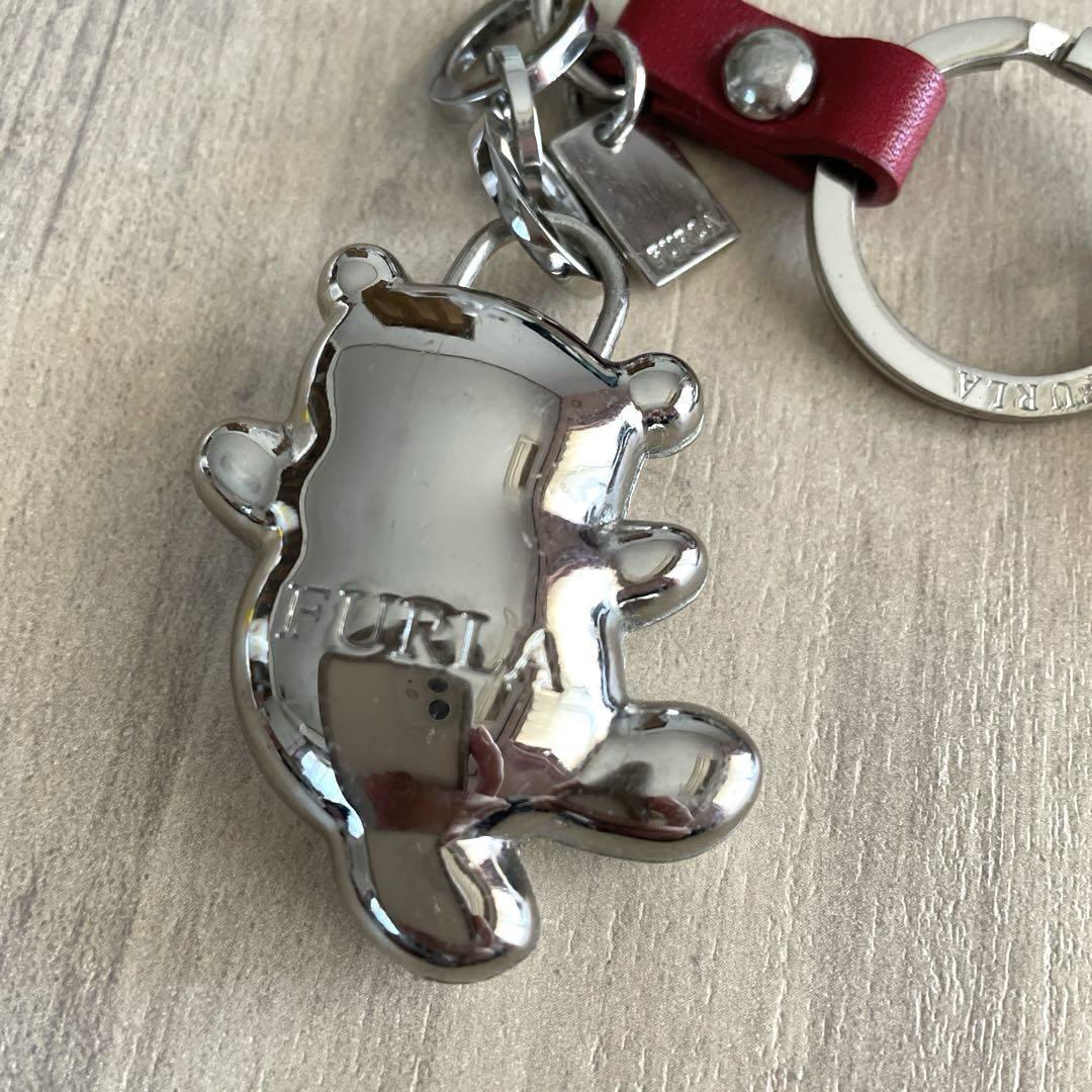 セール 登場から人気沸騰 クマ キーホルダー キーチェーン FURLA ベアー メルカリ - 小物