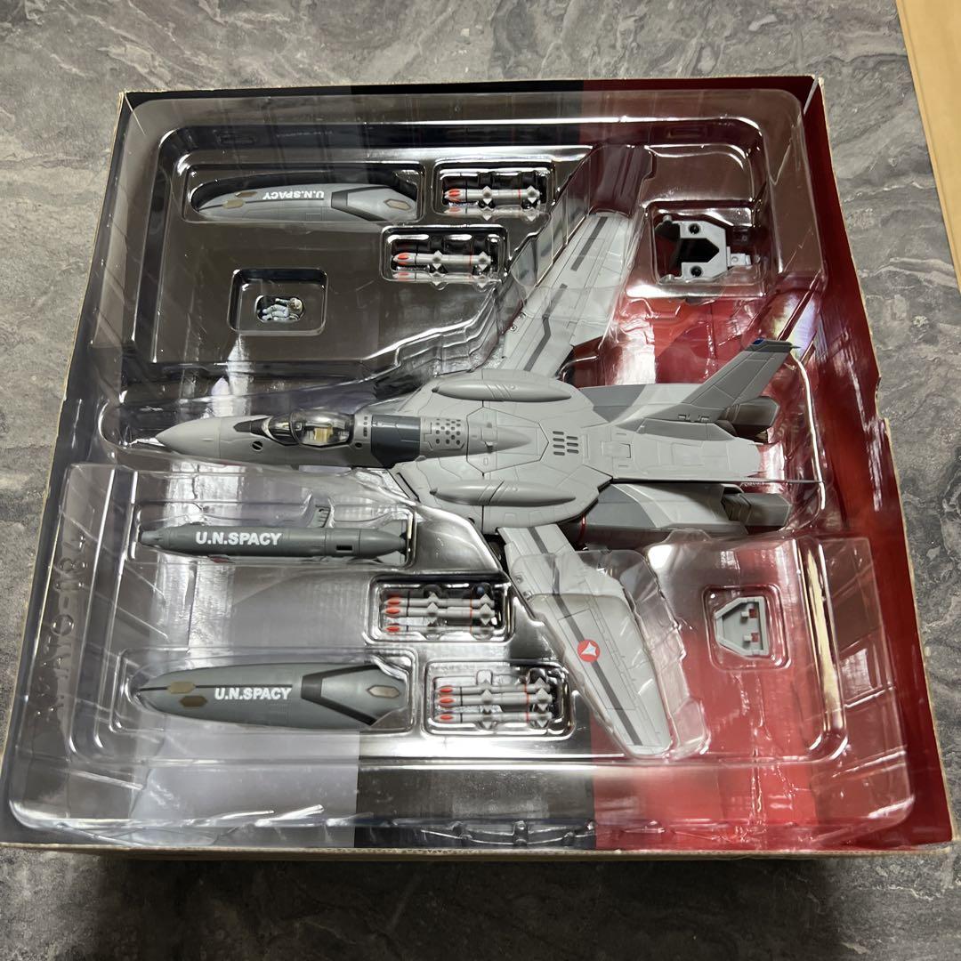 やまとマクロスシリーズ 1/60 完全変形VF-0A「マクロスゼロ」 Amazon.co.jp: マクロスゼロ 1/60 完全変形版 VF-0A : ホビー