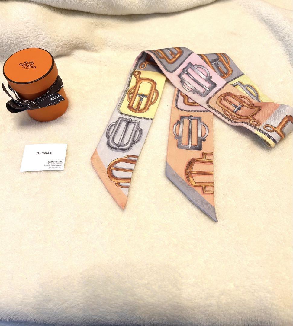 HERMES ツイリーエルメス ツイリーアトラージュのバックル スカーフ