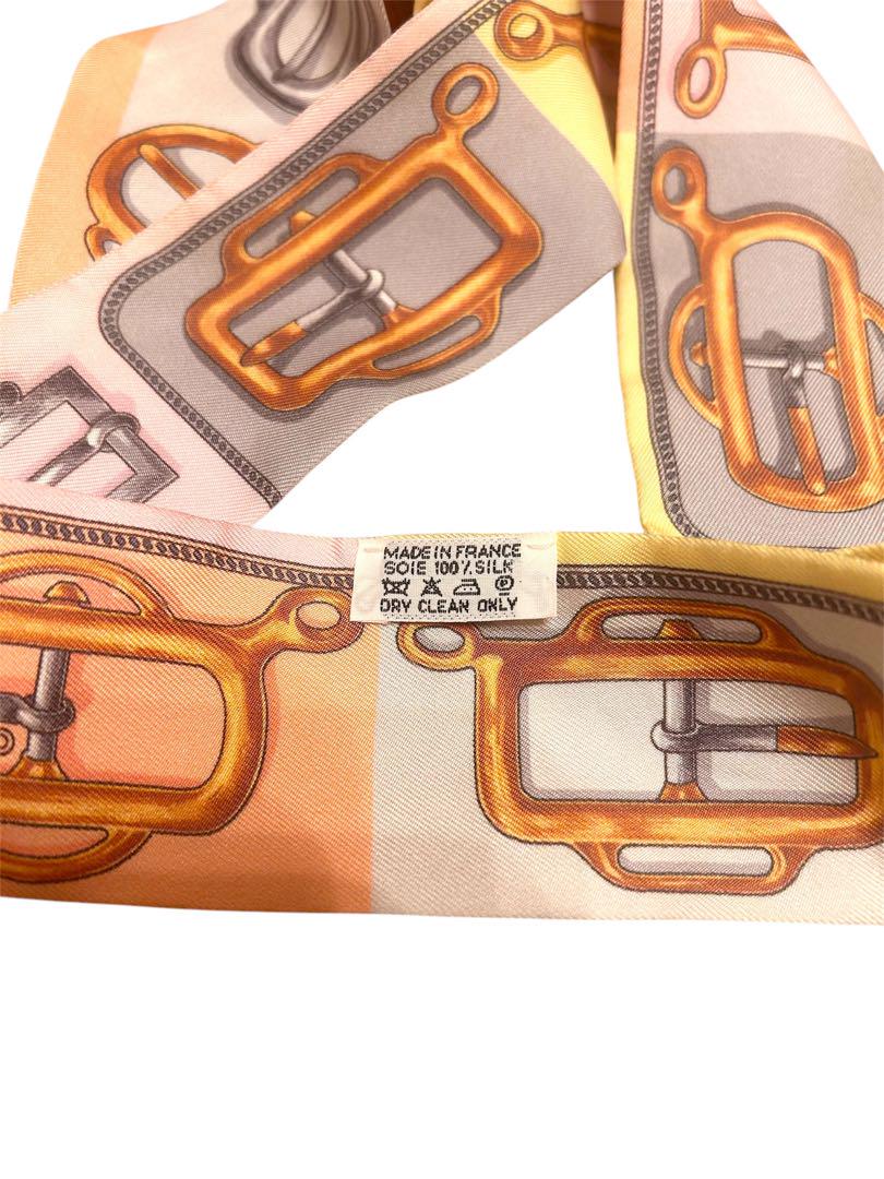 HERMES ツイリーエルメス ツイリーアトラージュのバックル スカーフ