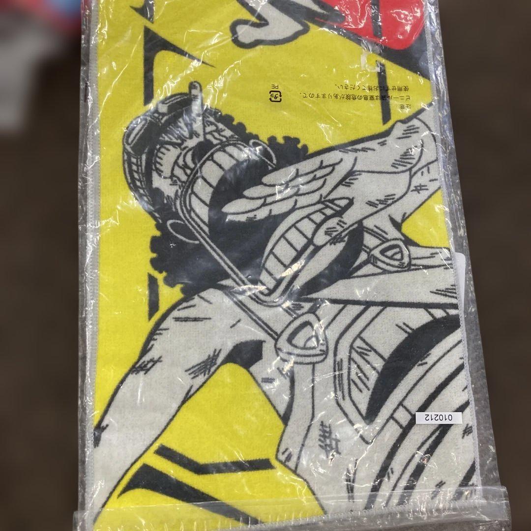 ワンピース ONE PIECE タオル ステッカー ポスター 色紙