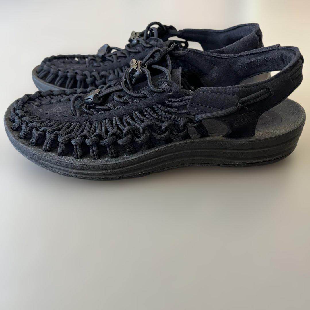 お値下げ中！　美品　KEEN キーン　サンダル ユニーク　黒　ブラック　23cm ユニーク(KEEN) キーン KEEN ユニーク レディース サンダル