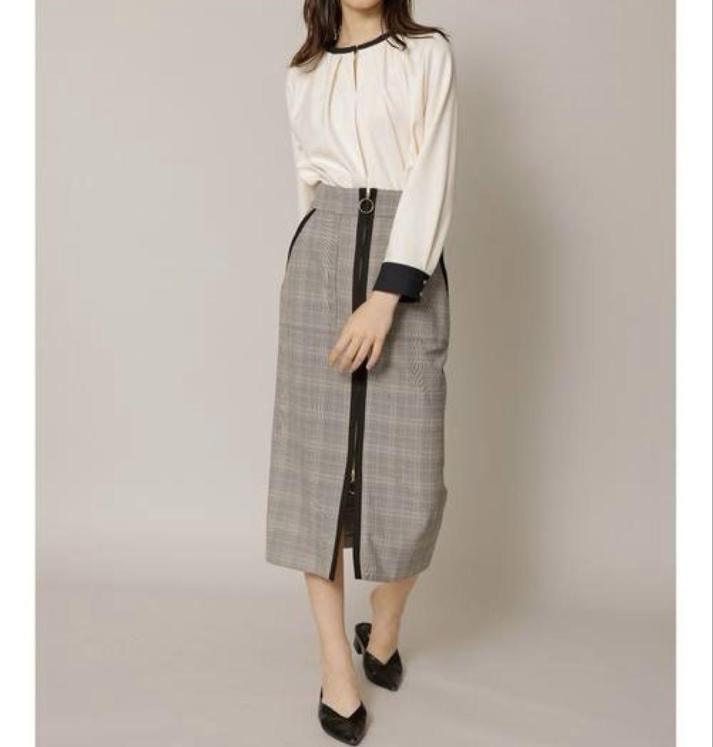 美品 TONAL トーナル ウォームツイルバイカラーフロントタックブラウス