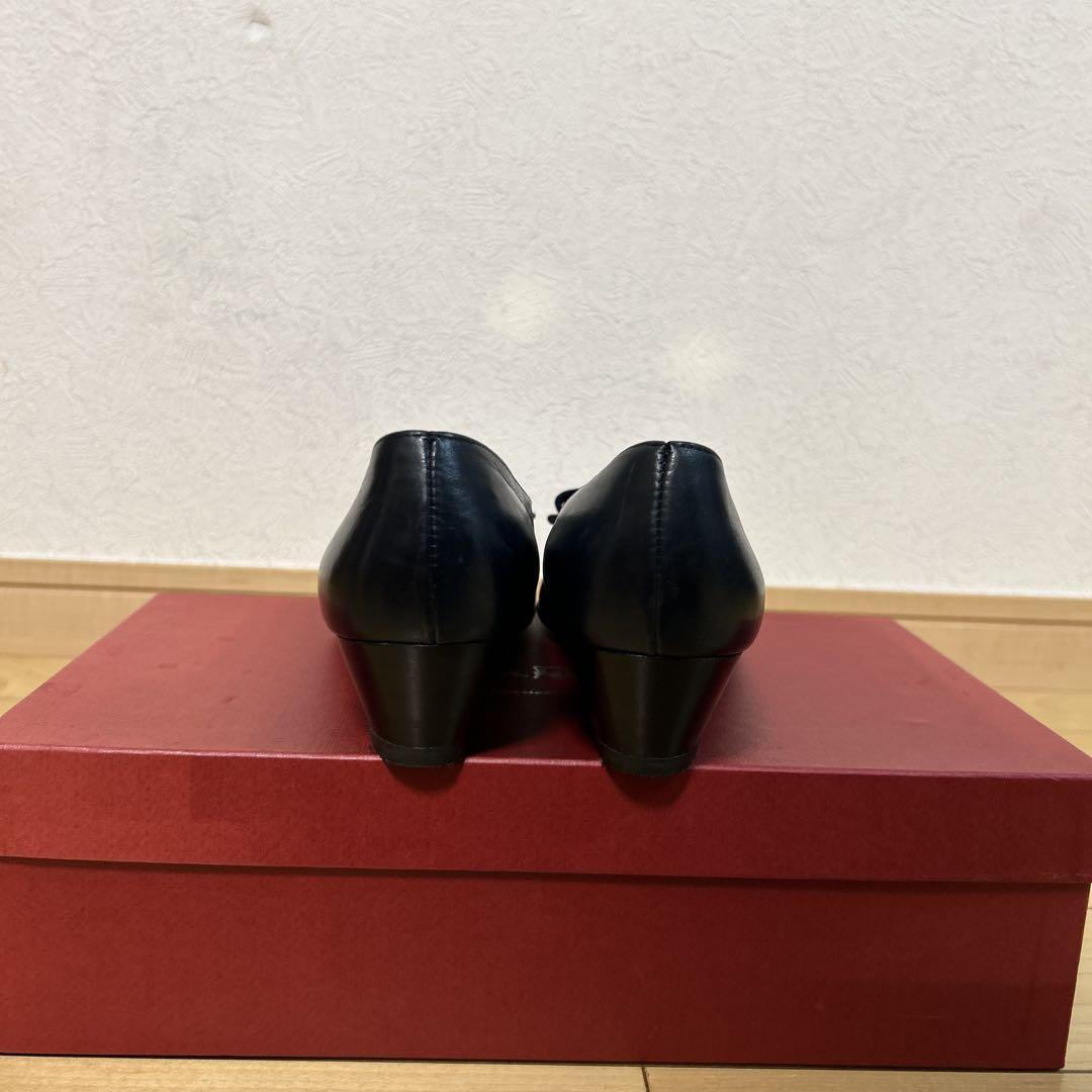 【値下げ】フェラガモ　パンプス 美品 フェラガモ パンプス