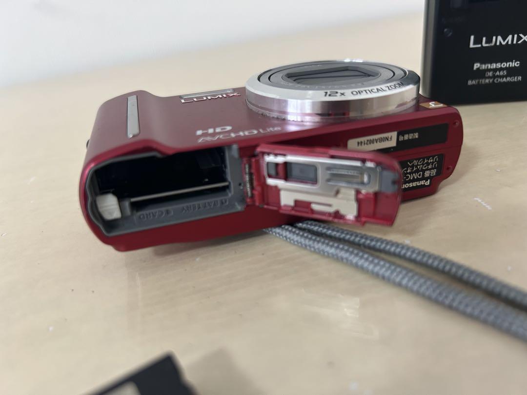 Panasonic LUMIX DMC-TZ7 デジカメ 赤 レッド