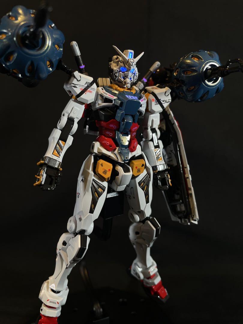 ブラック様　製作依頼ページ　白いガンダム　一部偏光パール塗装