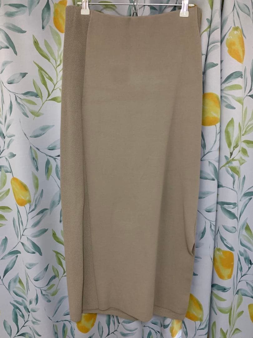 最終お値下げMOGAベージュ 長袖ニット セットアップ 最終お値下げMOGAベージュ 長袖ニット セットアップ