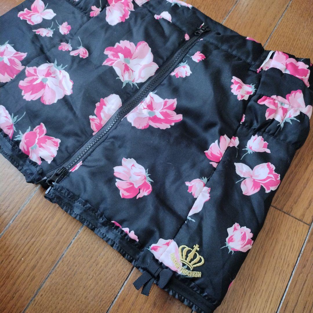 最旬ダウン KISS ON THE GREEN 花柄フリルゴルフウエア2上下セット未使用 レディースウェア
