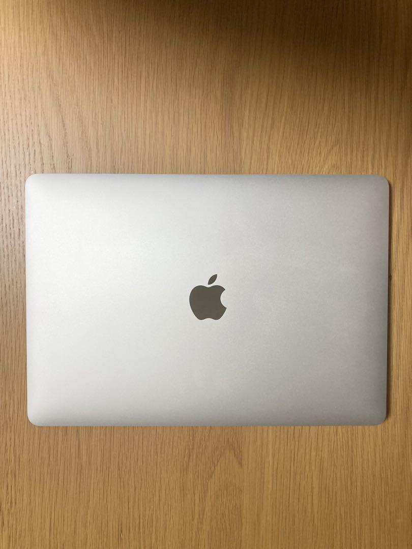 美品　MacBook air 2019 8GB ストレージ 128GB