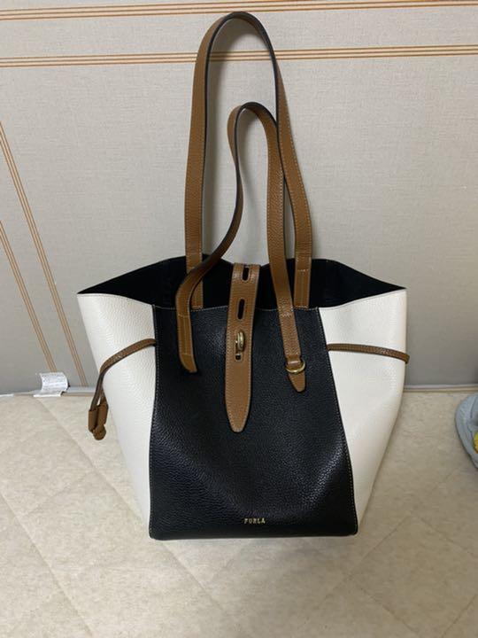 【FURLA】大容量 2WAY ハンド ショルダーバッグ バイカラー 2025年最新】バイカラー フルラの人気アイテム - メルカリ