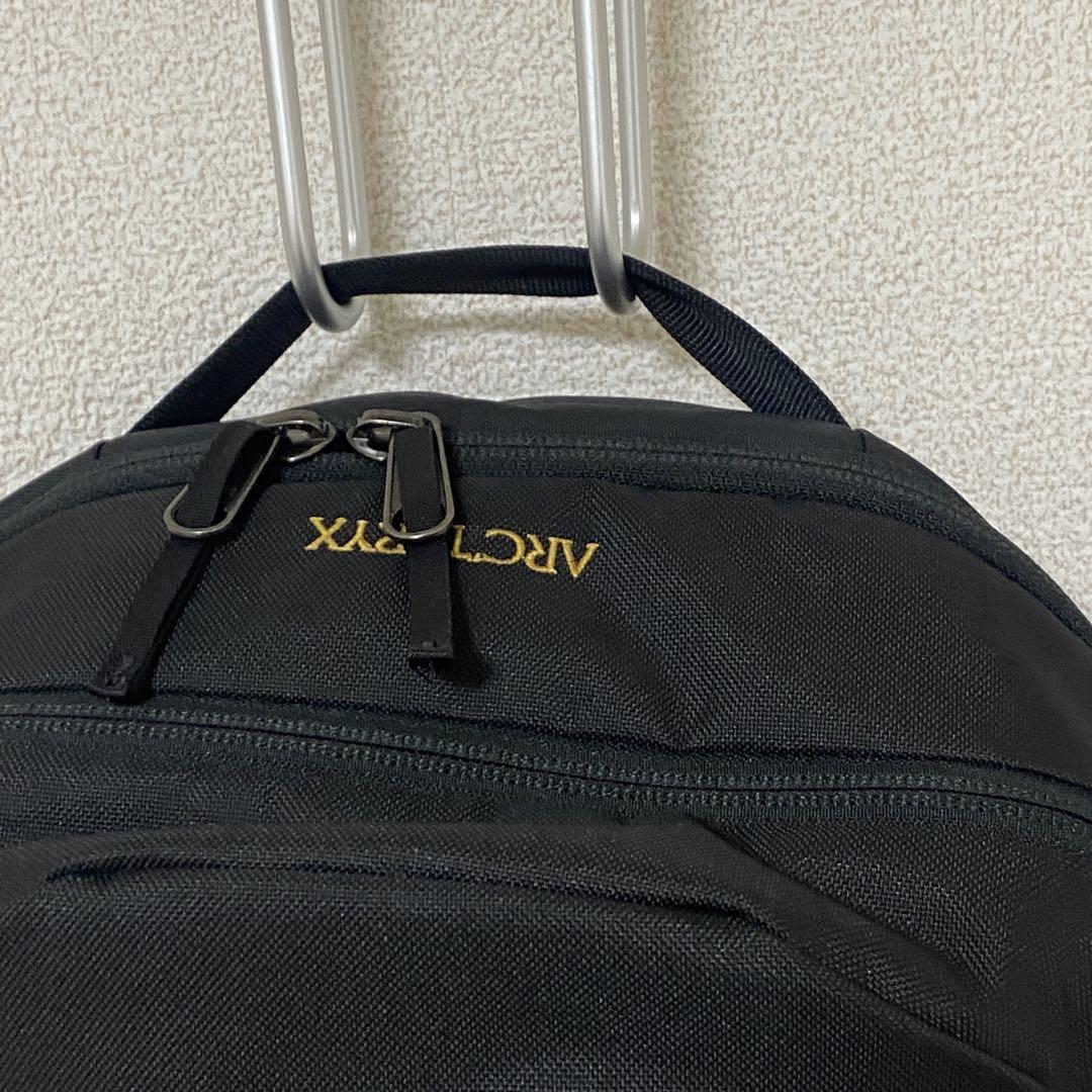 ほぼ未使用Arc'teryx Mantis 16 Backpack