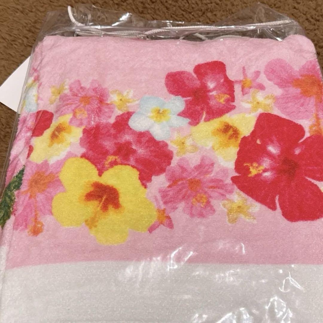 新品】サンリオ 日焼け キティ ハワイ ハイビスカス 激レア