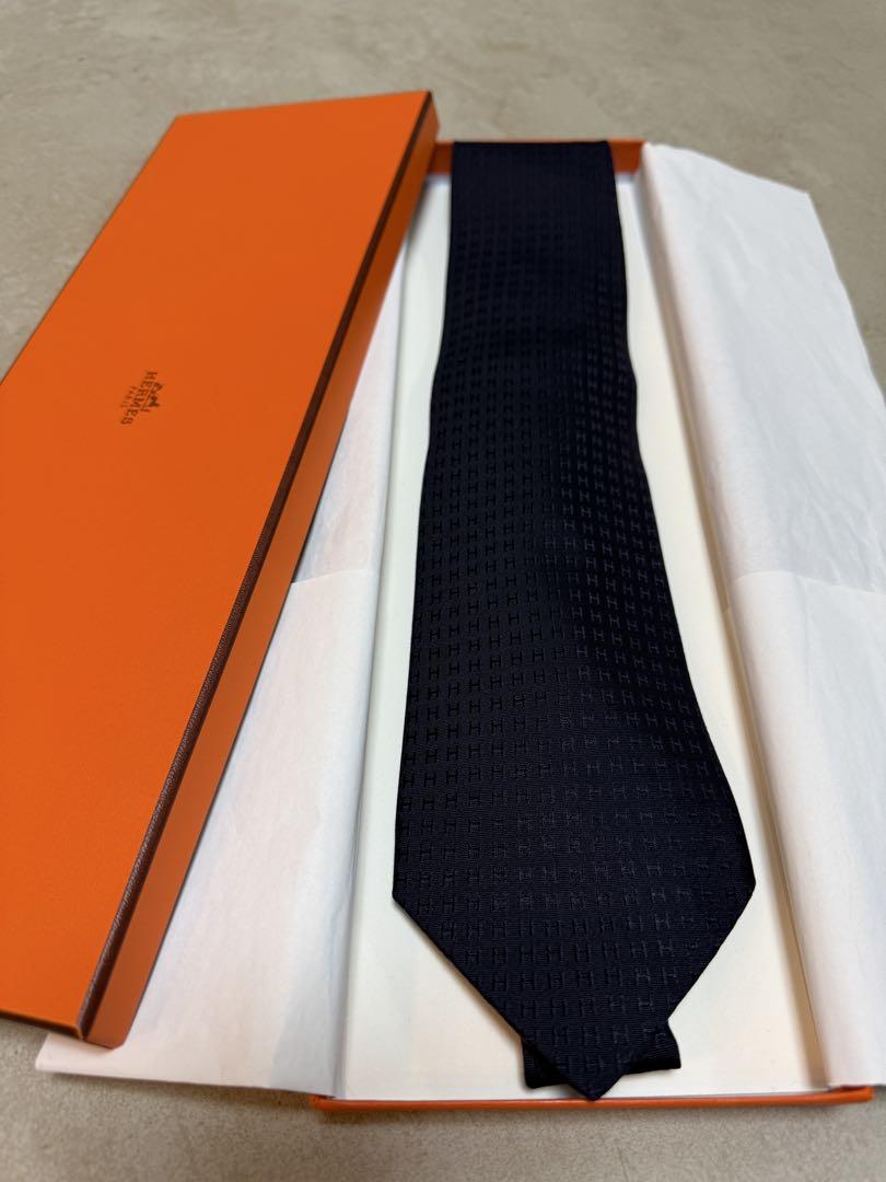 【未使用】HERMES ネイビー シルクネクタイ Hパターン