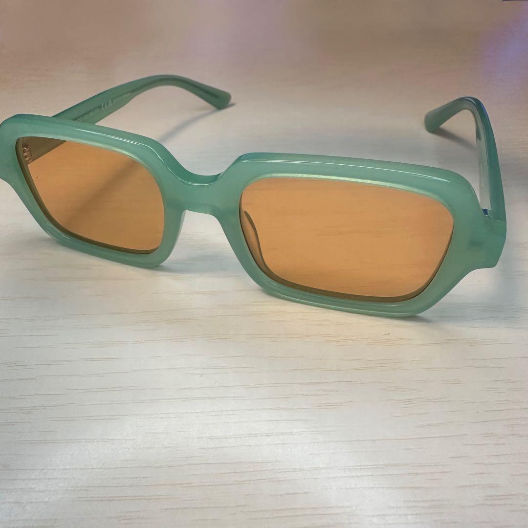 【アウトレット☆送料無料】 美品】ZARA × HARRY LAMBERTスクエアサングラス - メルカリ 小物