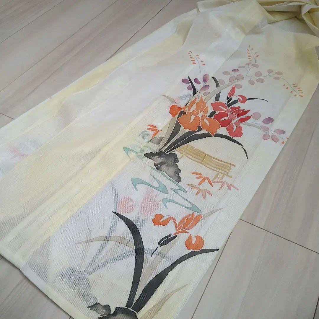 新品 絽縮緬 金駒刺繍 夏着物“視線を射止めて振り返るとき…心に