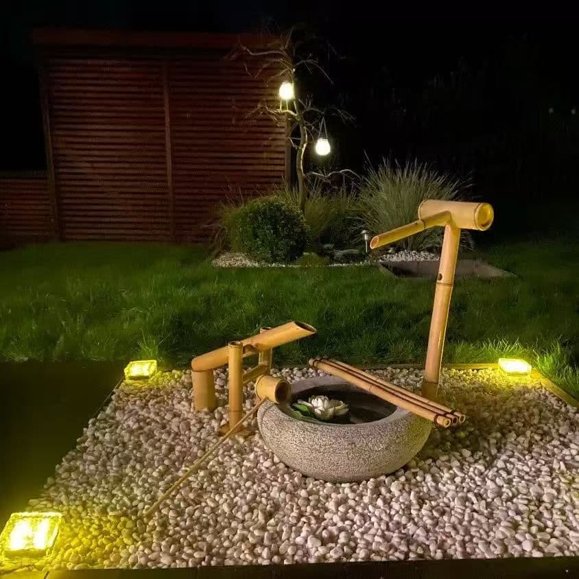 日本庭園スタイルの水鉢