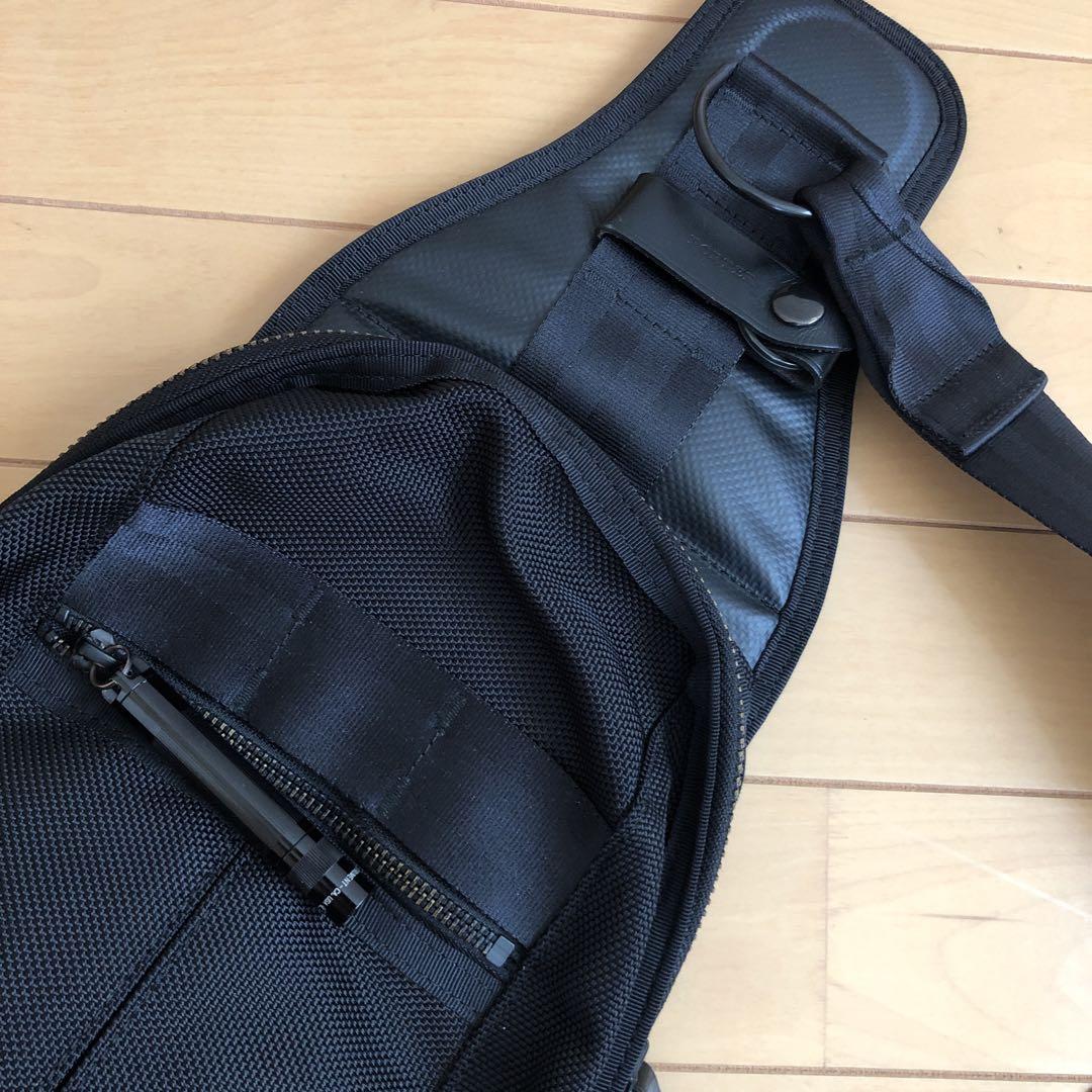 吉田かばん　斜め掛けバック