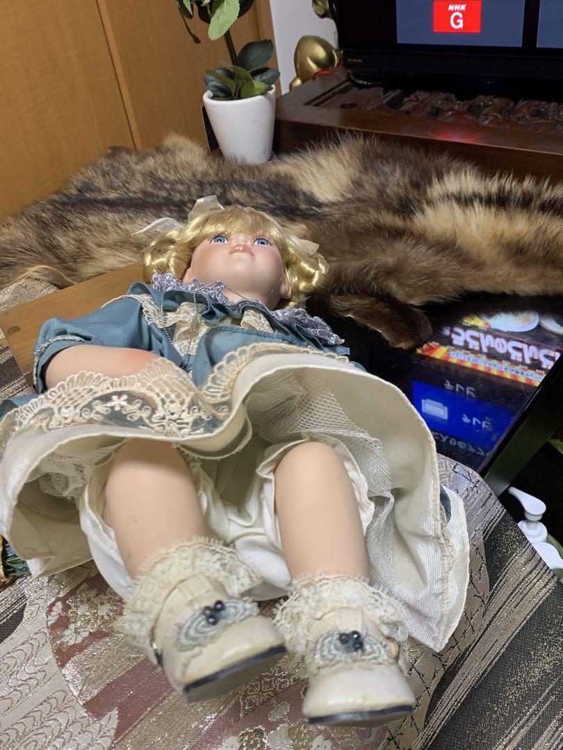 人形 ANTIQUE MUSICAL DOLL PORCELAINS
