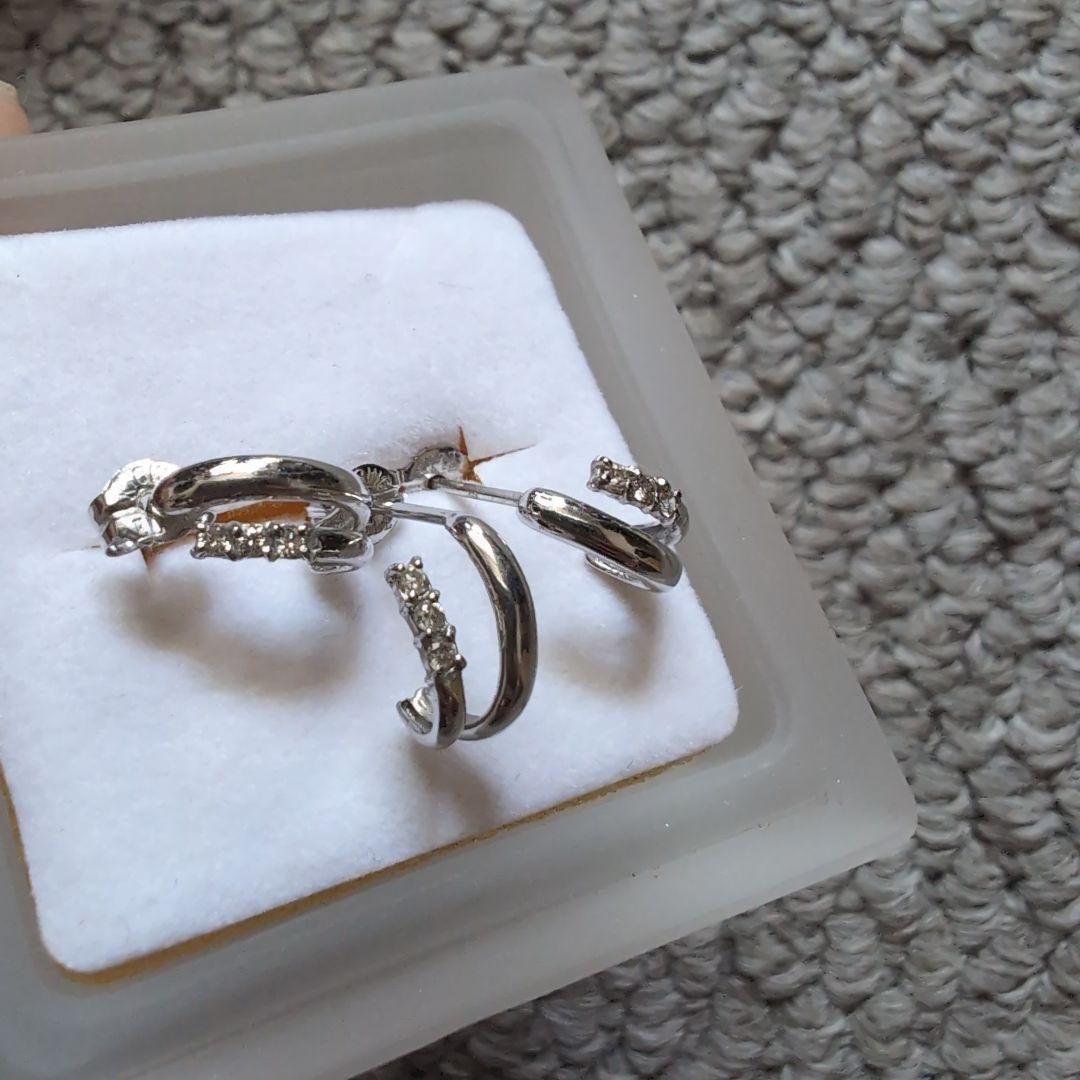ELLE　プラチナ×ホワイトゴールドピアス
