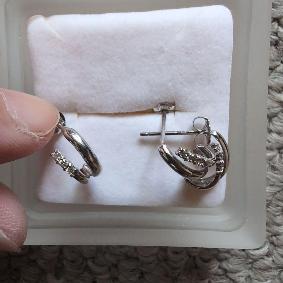 ELLE　プラチナ×ホワイトゴールドピアス