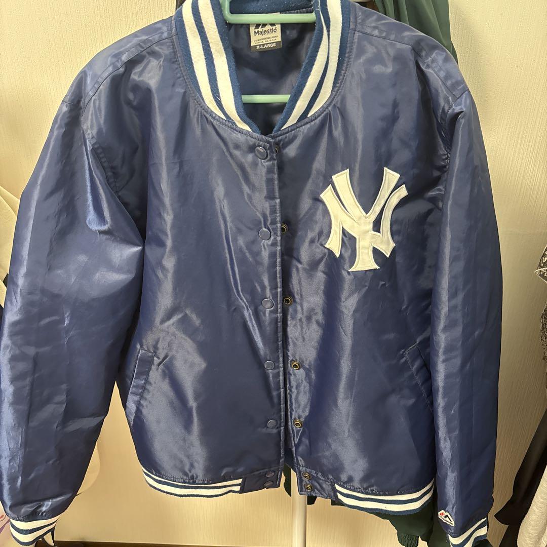 【美品】Majestic ニューヨーク・ヤンキーススタジャン XS 160cm 新着商品 Majestic - 美品 Majestic Yankees ヤンキース