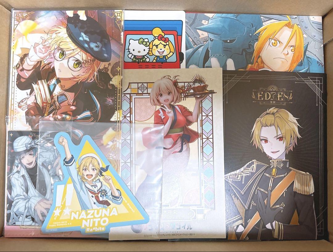 アニメグッズ キャラクターグッズ まとめ売り 大量 紙類 ① アニメグッズ キャラクターグッズ 紙類 まとめ売り 大量 ①