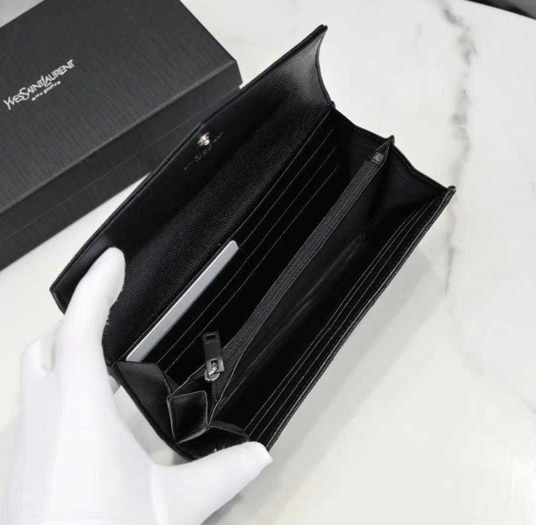 [最終値下げ] SAINT LAURENT 三つ折り財布　ブラック 最終値下げ SAINT LAURENT 三つ折り財布 ブラック