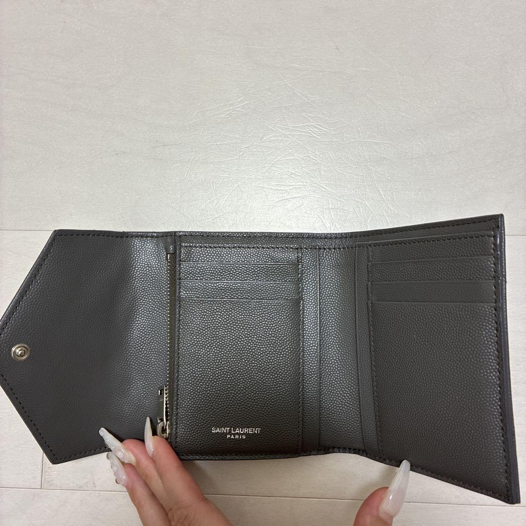 YSL グレー 三つ折り財布 - メルカリ