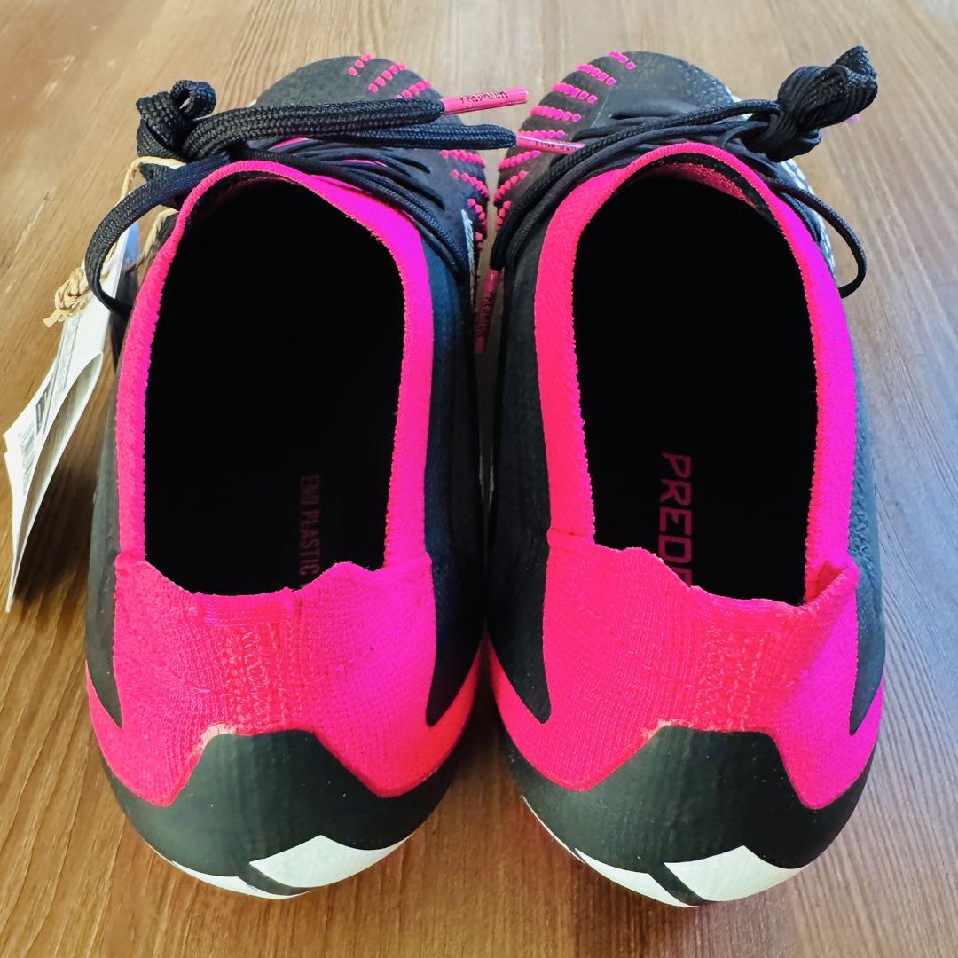 adidas アディダスPREDATOR ACCURACY.1 サッカーシューズ