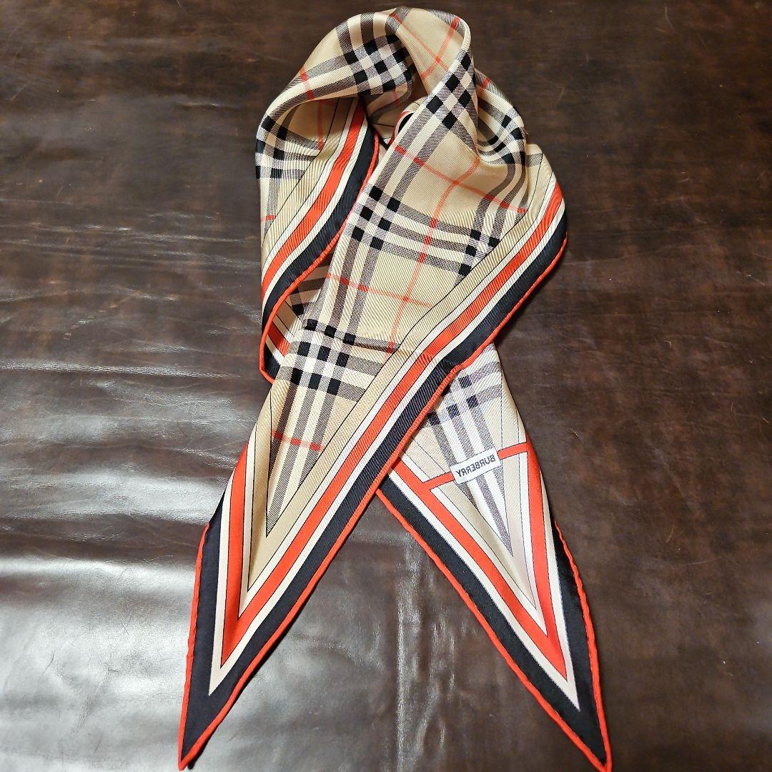 【Burberry】EKDシルクスカーフ EKD シルクスカーフ (アイビー) | Burberry®公式サイト