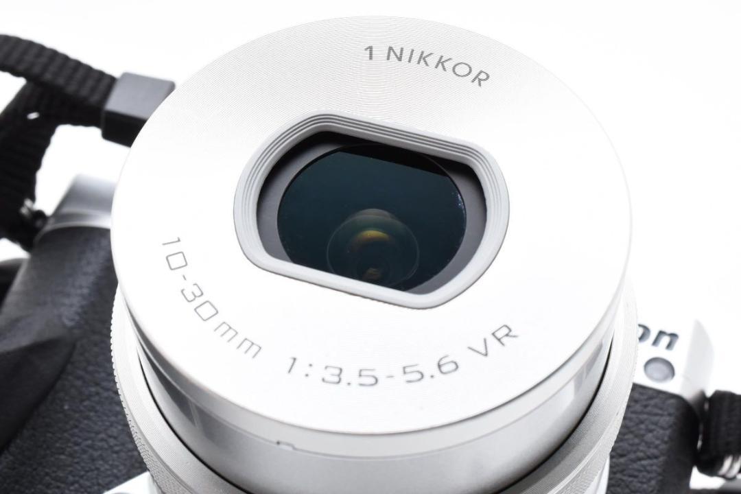 ショット数2220回 美品 Nikon 1 J5 レンズセット 充電器付き