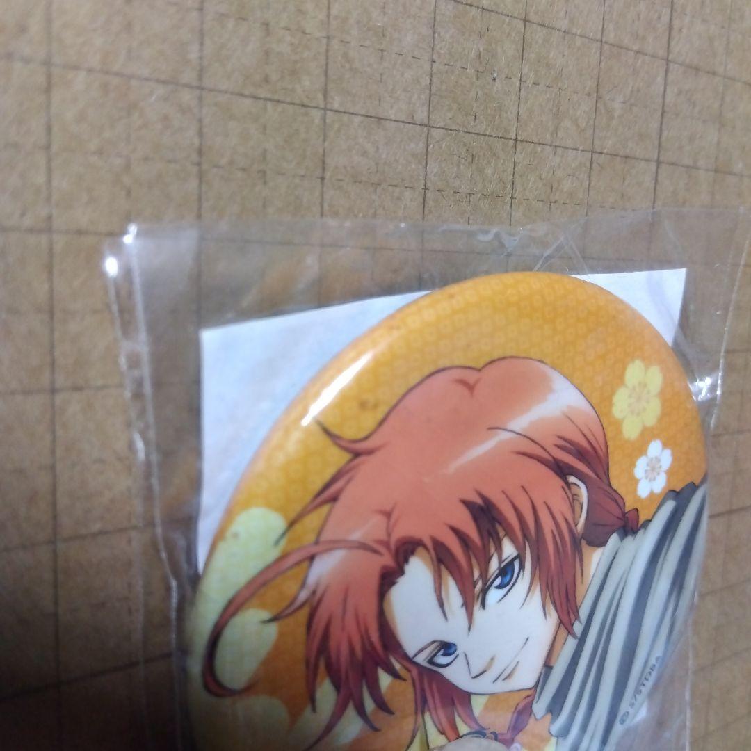 銀魂　J-WORLD　銀時アクリルストラップ　神威缶バッジ。