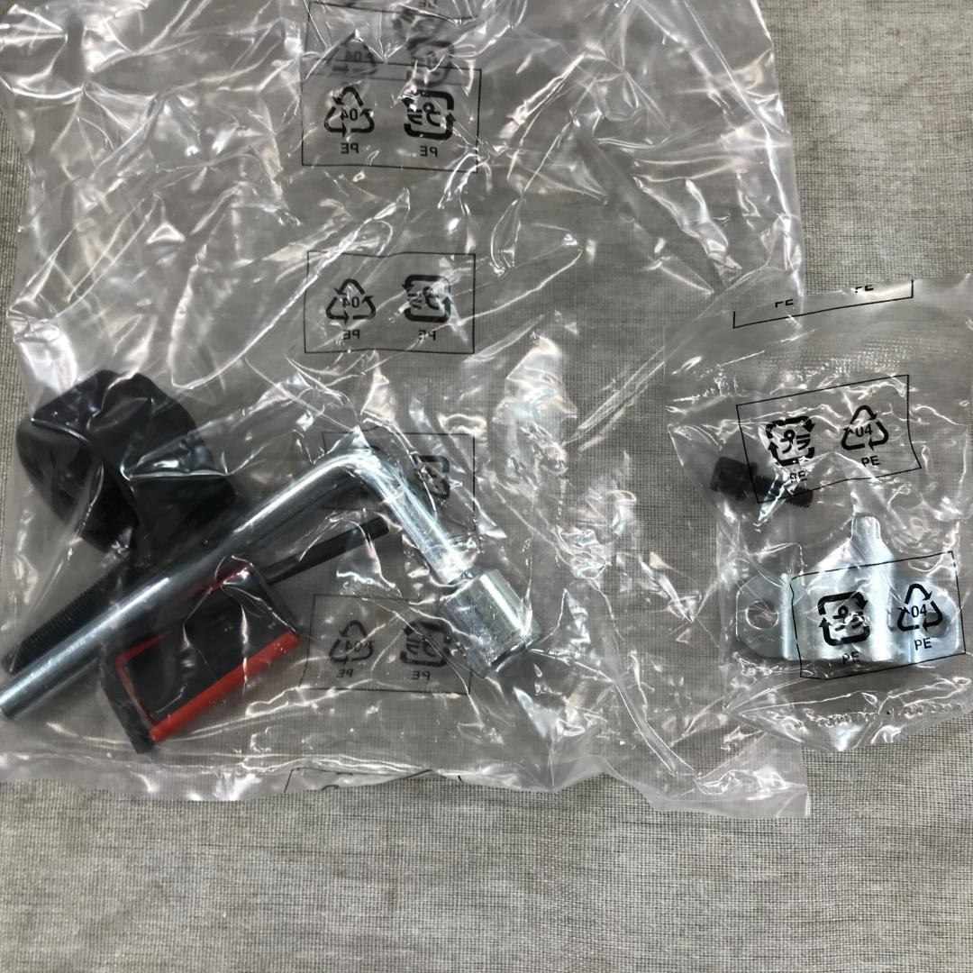マキタ(Makita) 200mm充電式草刈機 MUR194DWF