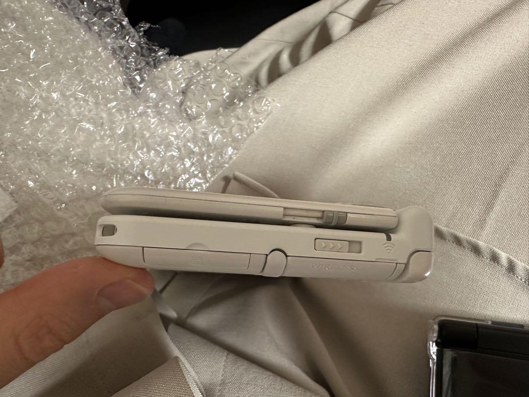 ニンテンドー3DS LL 本体　ネネデラックス