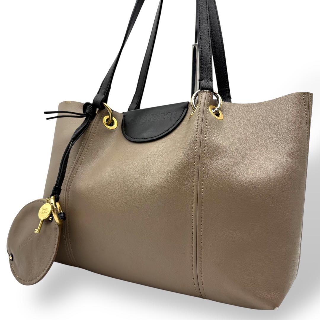 シーバイクロエ ショルダーバッグ トート 肩掛け レザー ベージュ系 型押しロゴ